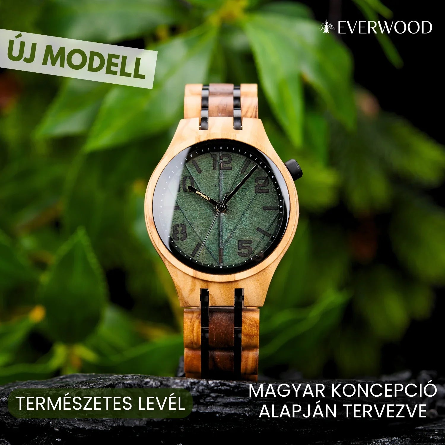 Természetes fa karóra zöld leveles számlappal, természet inspirálta design, újdonság férfiaknak